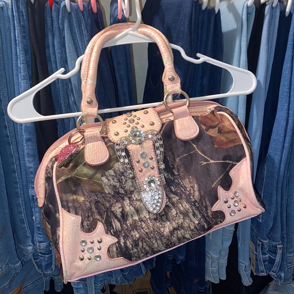 2000s pink camo realtree rhinestone handbag/purse